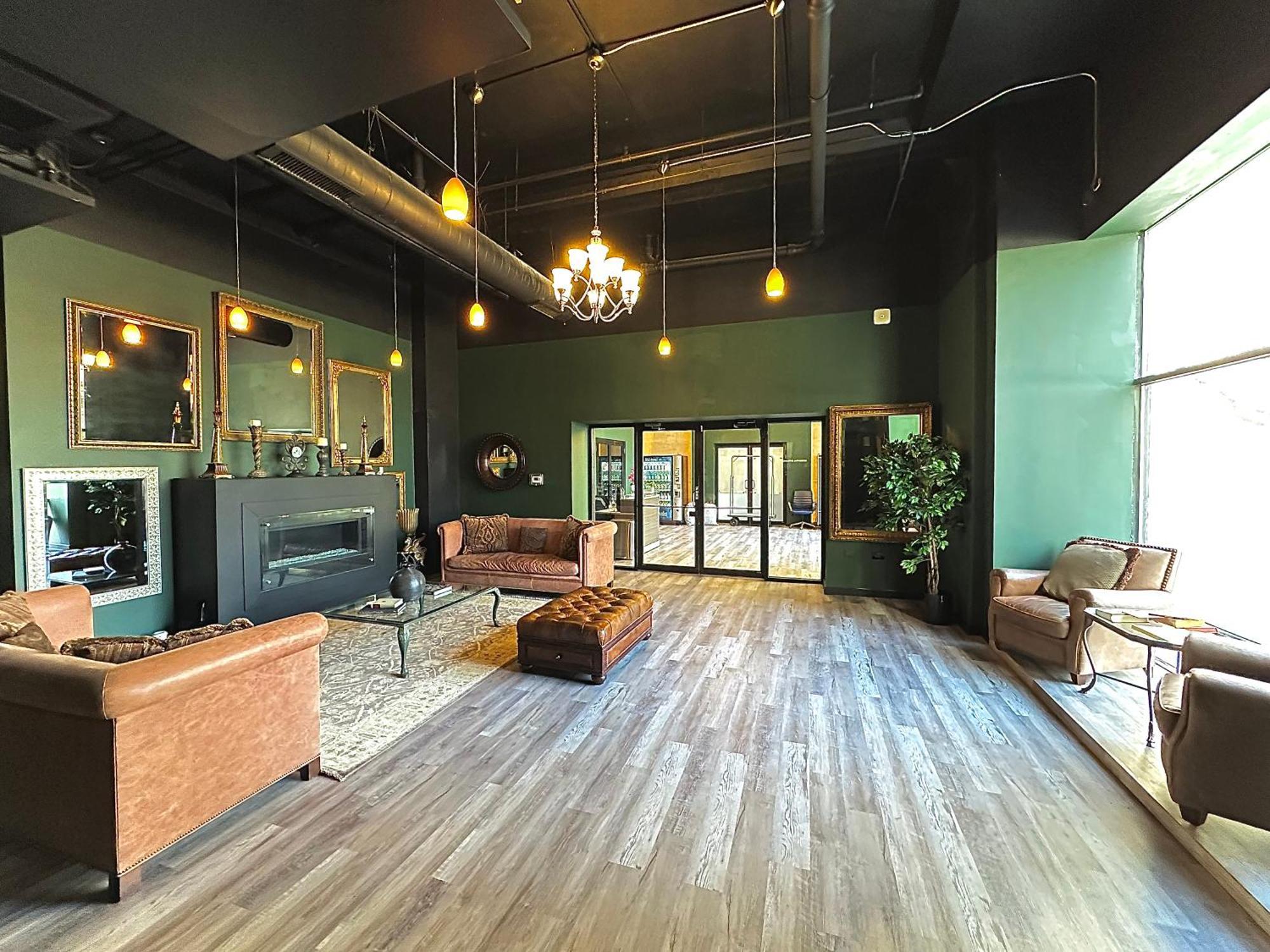 Modern 2Br Loft With Amazing City Skyline View And Optional Parking For 8 Guests Near Mccormick Place And Soldier Field Чикаго Экстерьер фото
