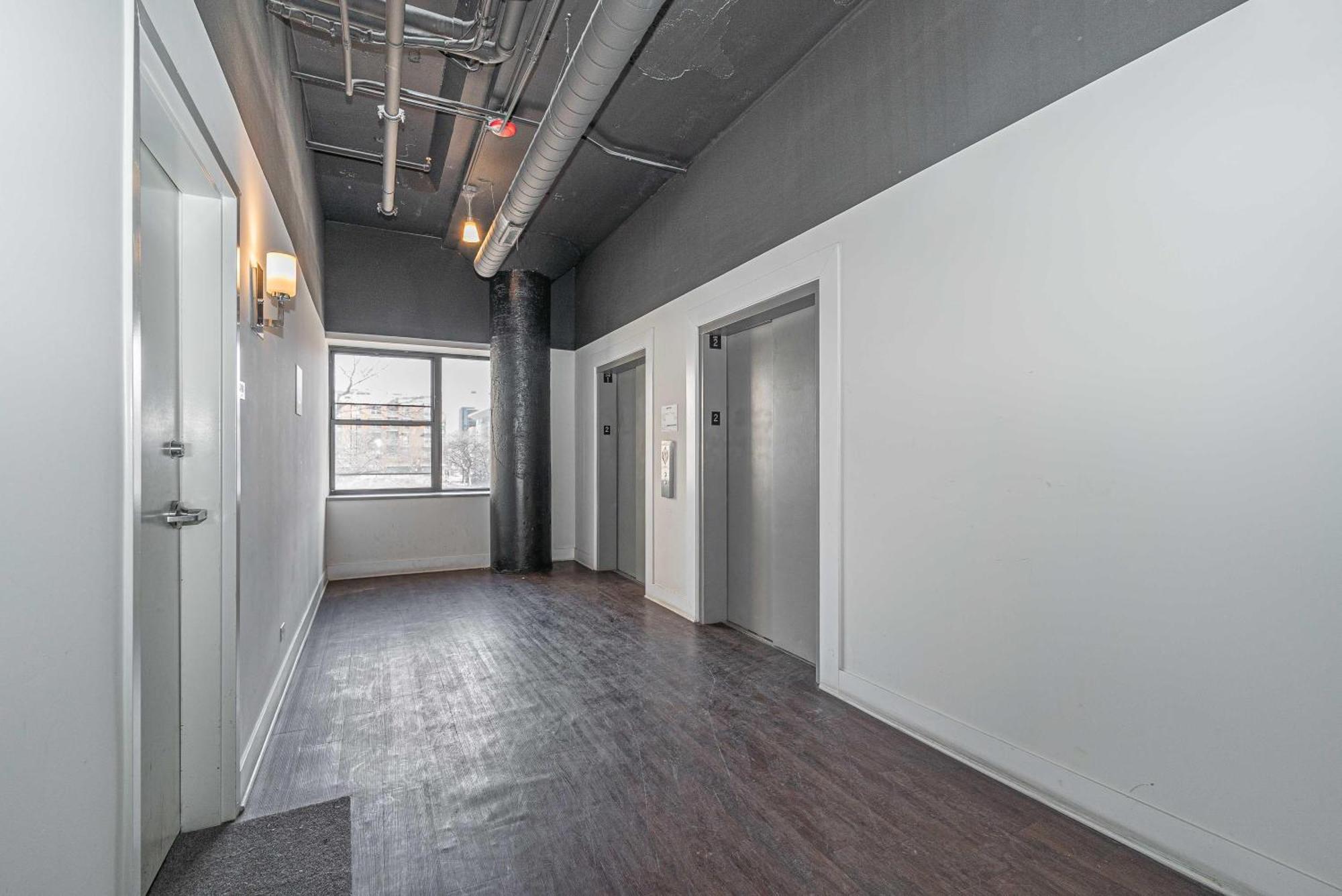 Modern 2Br Loft With Amazing City Skyline View And Optional Parking For 8 Guests Near Mccormick Place And Soldier Field Чикаго Экстерьер фото