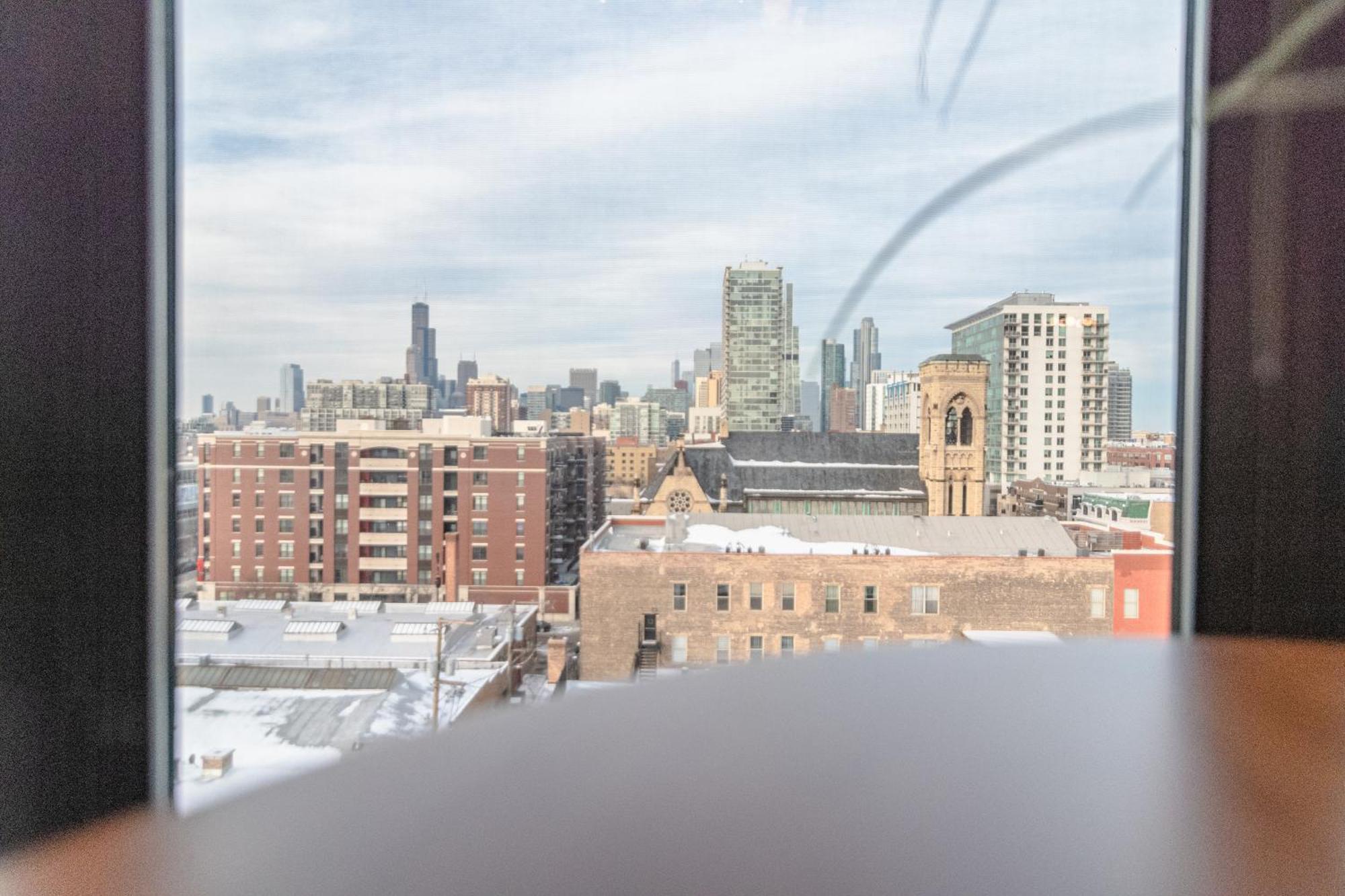 Modern 2Br Loft With Amazing City Skyline View And Optional Parking For 8 Guests Near Mccormick Place And Soldier Field Чикаго Экстерьер фото