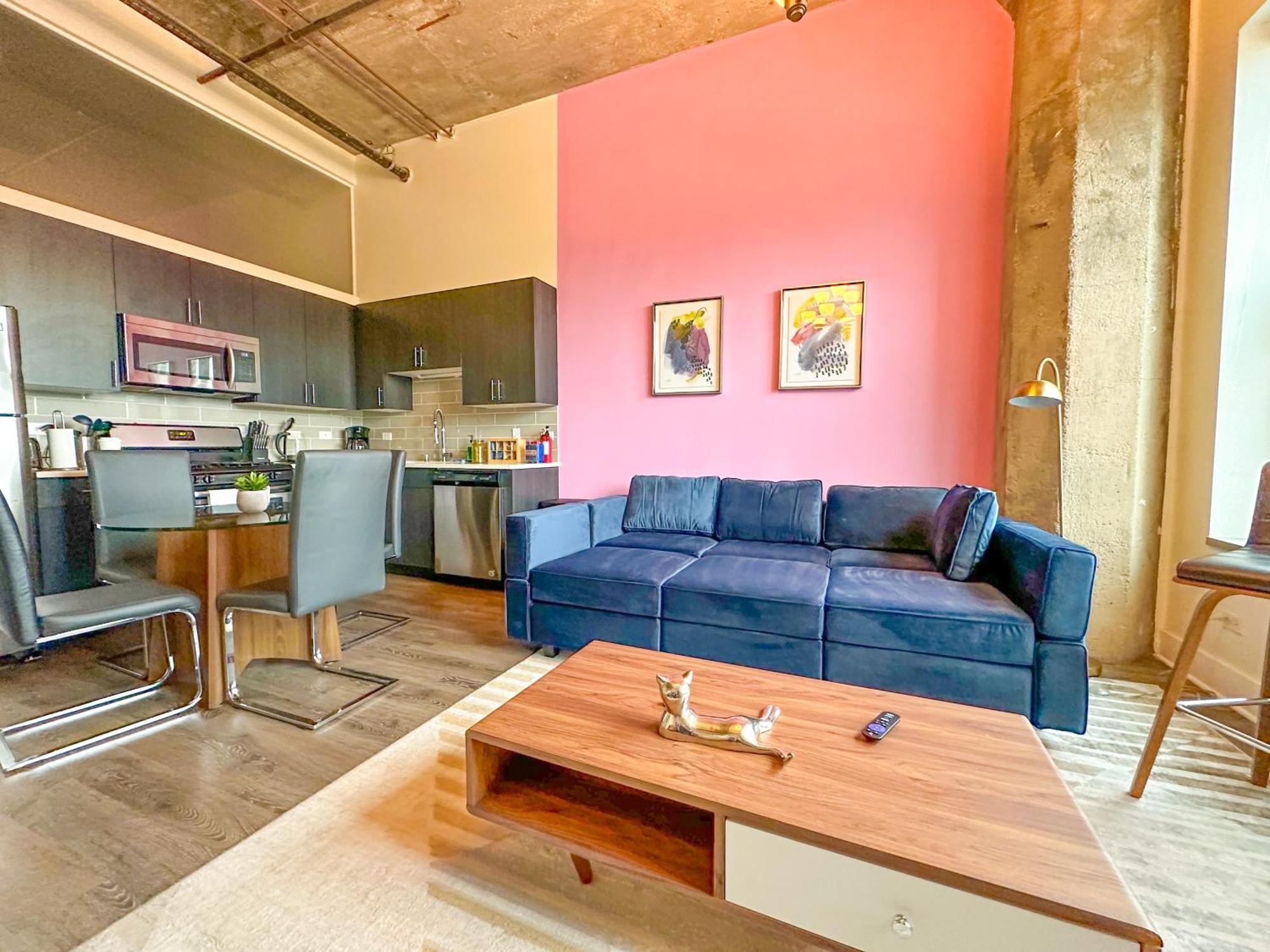 Modern 2Br Loft With Amazing City Skyline View And Optional Parking For 8 Guests Near Mccormick Place And Soldier Field Чикаго Экстерьер фото